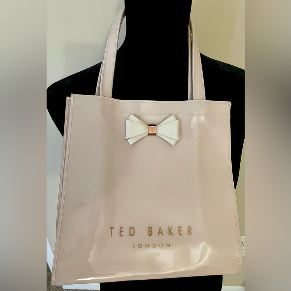 NWOT Ted Baker Women's Plain Bow small Icon Bag in Pink Alacon